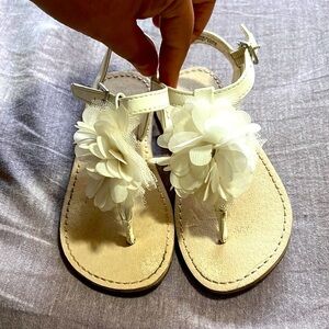 White flower Sandal